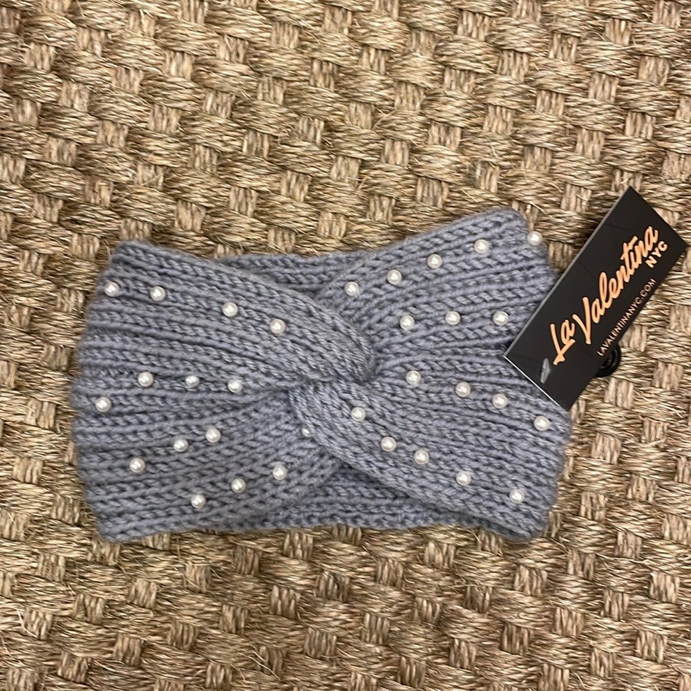 NWT Grey Knit Pearl Turban Headband.